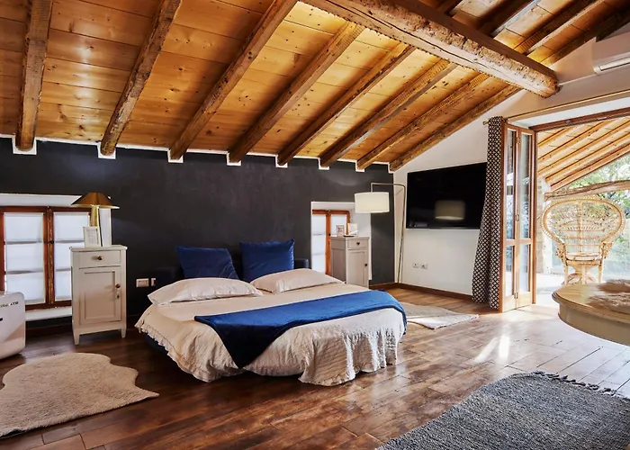 Cascina Mirandola Фермерский дом Комо