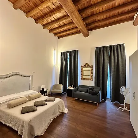 Cascina Mirandola Agroturismo *