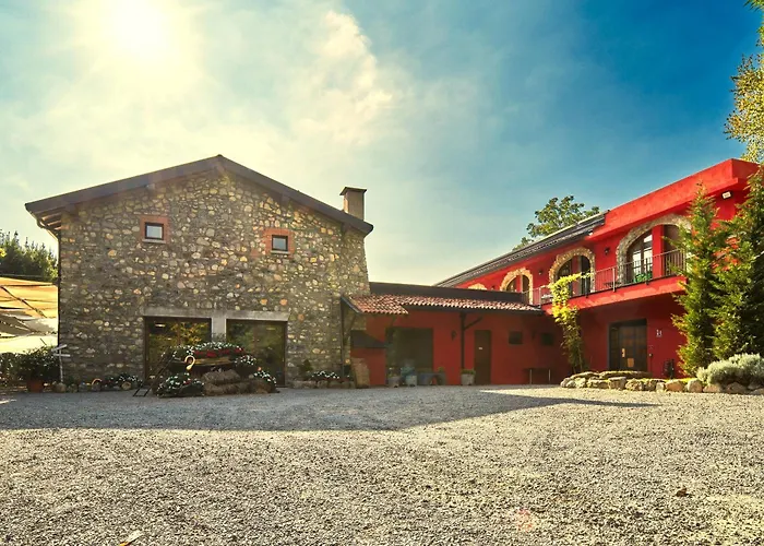 Κατάλυμα σε φάρμα Cascina Mirandola