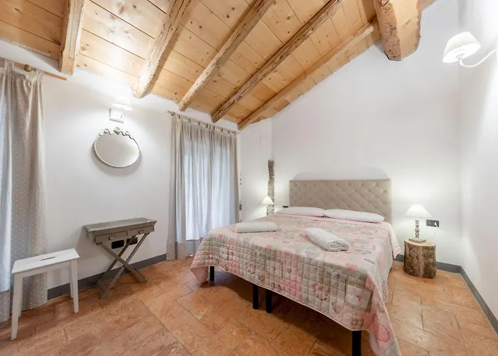 Alloggio per agriturismo Cascina Mirandola Côme