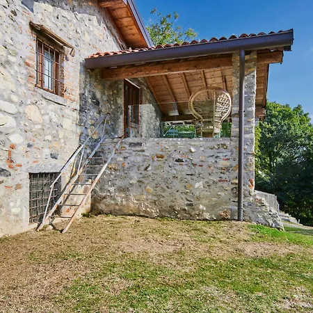 Cascina Mirandola コモ