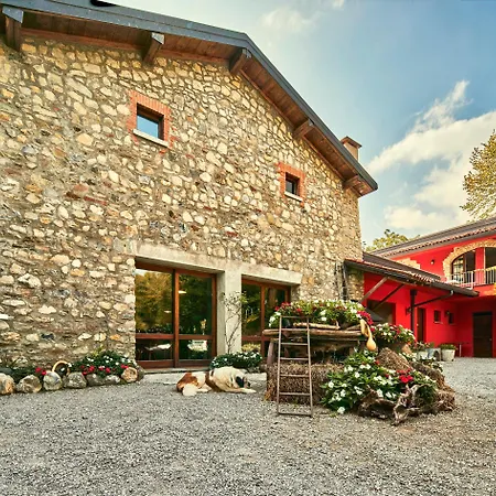 Cascina Mirandola ファームステイ コモ
